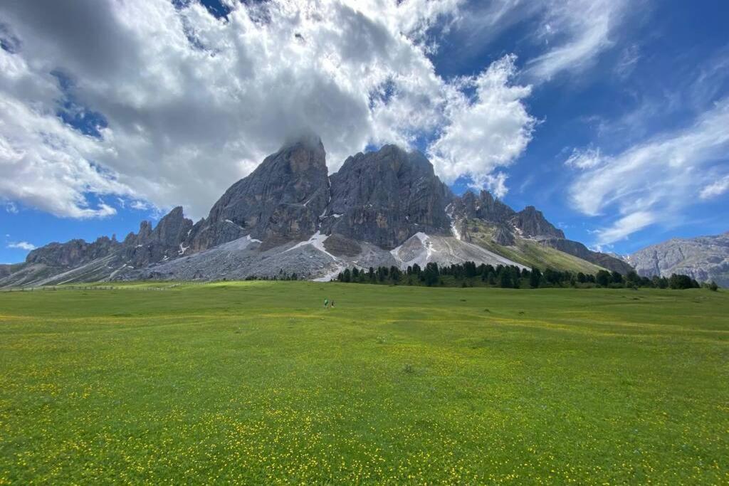 Ampio Appartamento Di 200Mq Nel Cuore Di อันแตร์มอรยา ภายนอก รูปภาพ